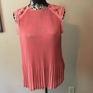 NWT APT 9 SALMON PINK LACE CUTWORK SHOULDERS STRETCHY PLEATED TUNIC BLOUSE